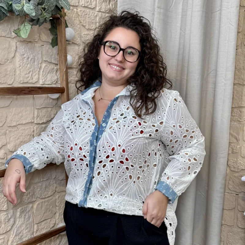 J796- Chemise brodée (GT) - blanc - taille-unique-grande-taille