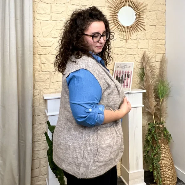 J801-Gilet sans manches (GT) - taupe - 48