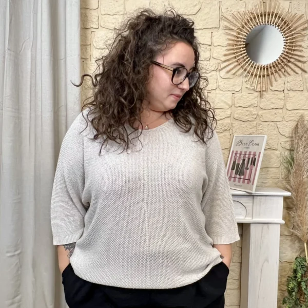 J762 - Pull uni (GT) - beige - taille-unique-grande-taille