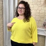 Pull femme maille douce col V oversize « Jolies Formes » - jaune - taille-unique-grande-taille