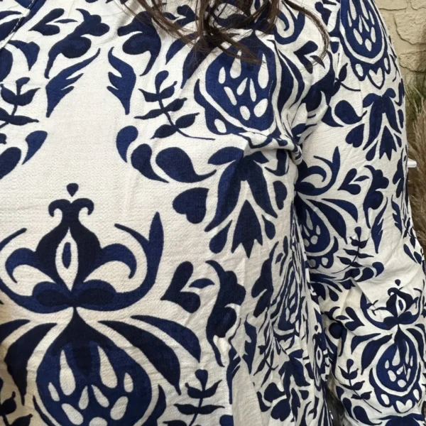 J799- Blouse arabesque (T44-T52) - marine - 52