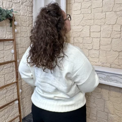 J787- Pull maille fleurs (T40- 48) - ecru - 48