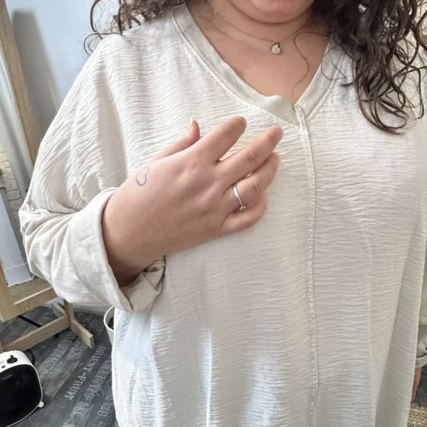 J752 - Blouse ample (GT) - beige - taille-unique-grande-taille
