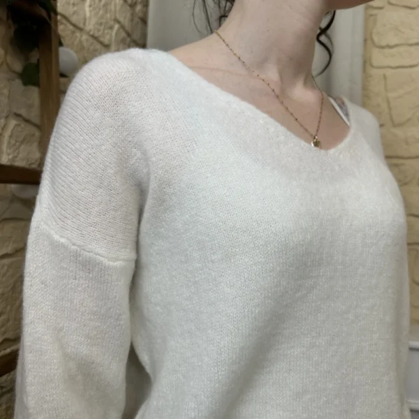 I776 - Pull col V en maille douce - blanc - taille-unique
