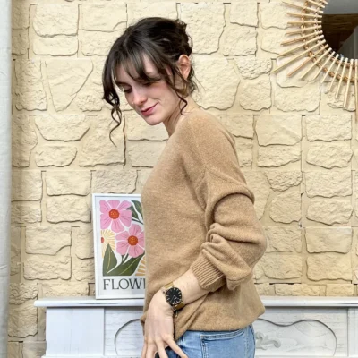 I776 - Pull col V en maille douce - camel - taille-unique-grande-taille