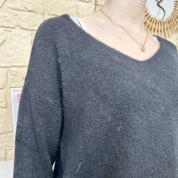 I776 - Pull col V en maille douce - noir - taille-unique-grande-taille