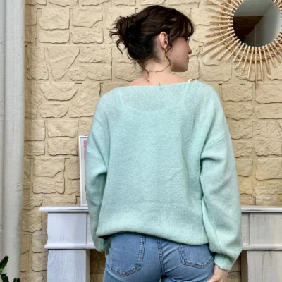 I776 - Pull col V en maille douce - vert-pale - taille-unique