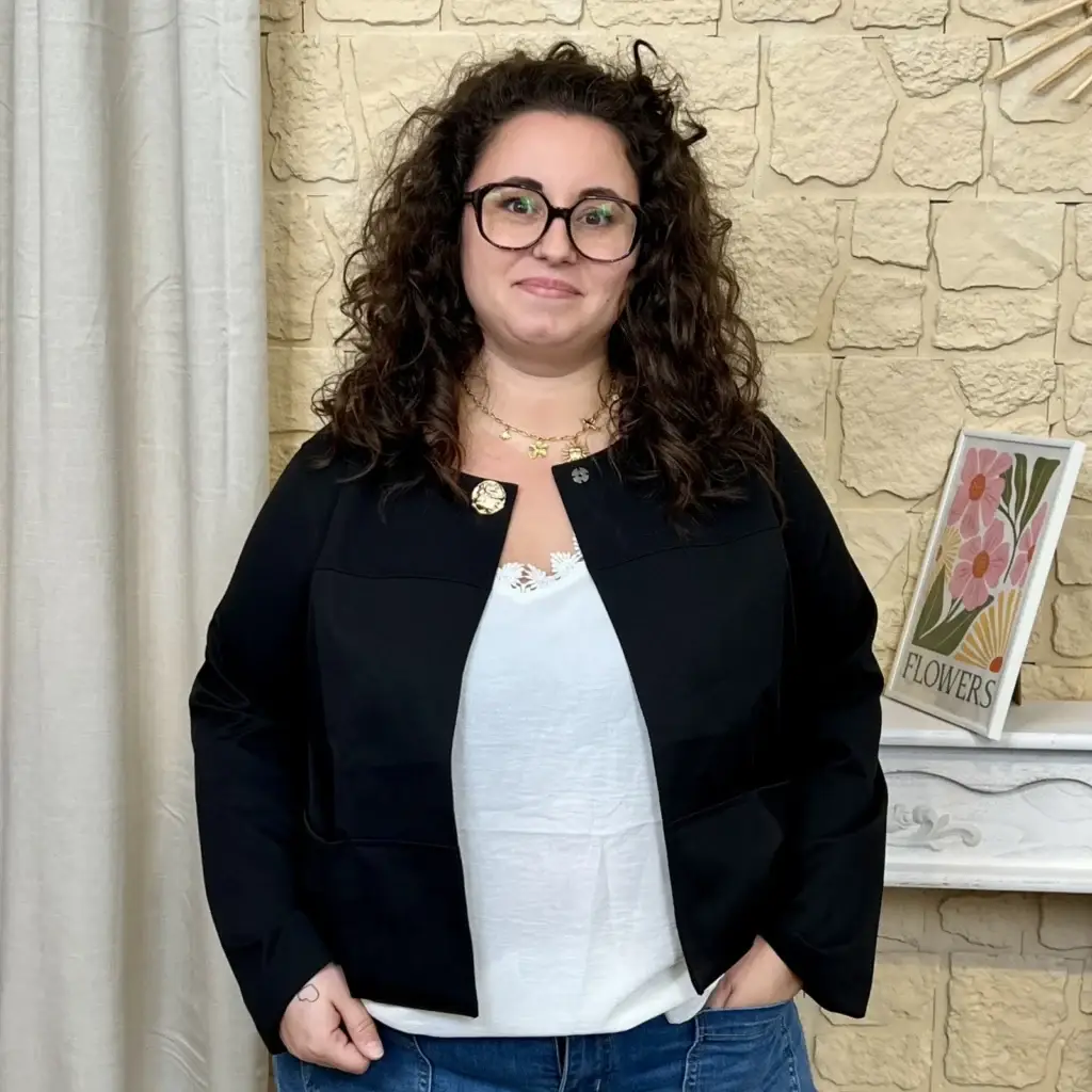 J742 - Veste courte bouton bijou (T44-T52) - noir - 52