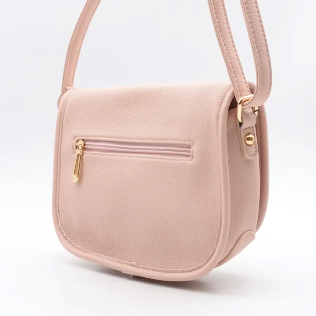 O974- Sac bandoulière à rabat - rose-pale - sans-taille