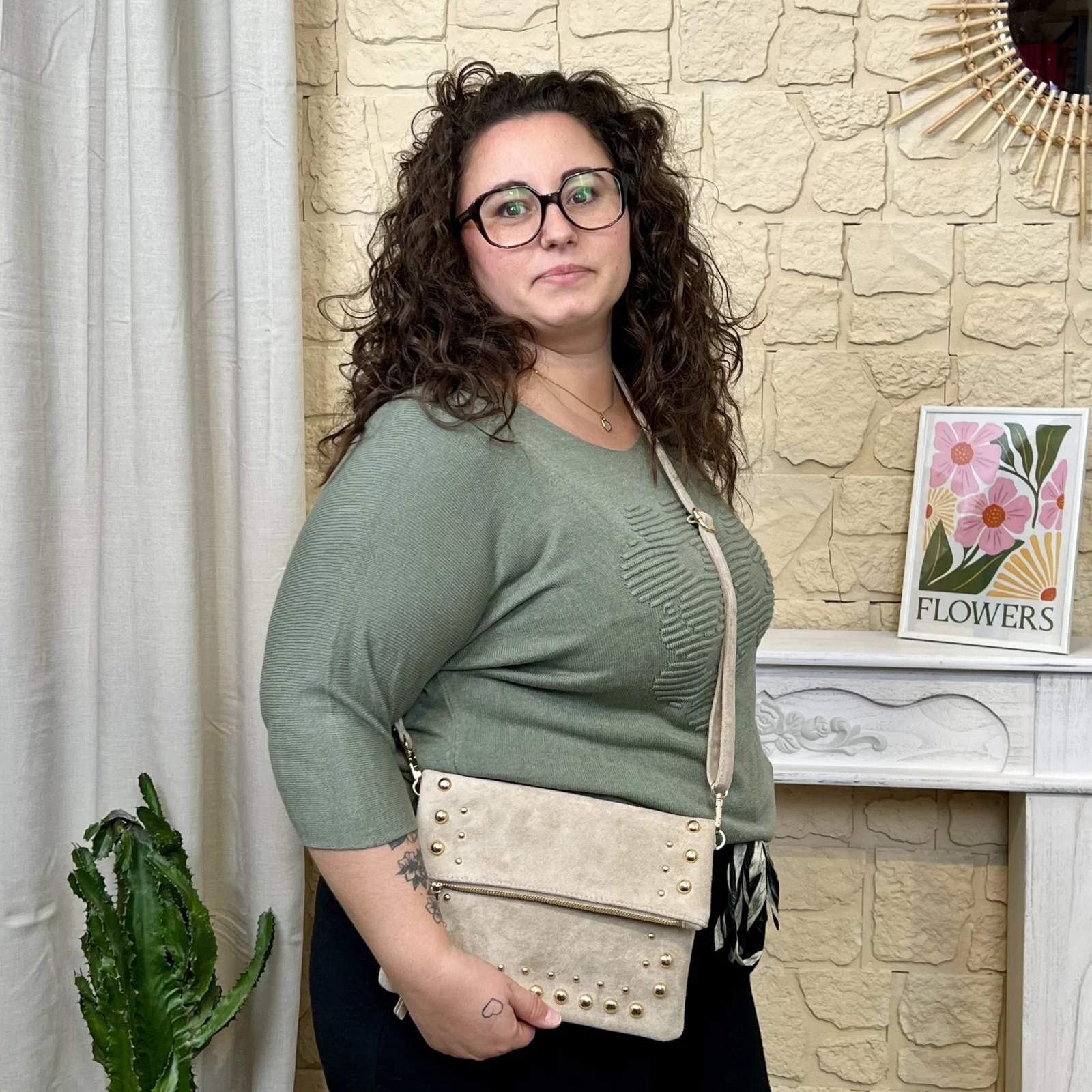 J727 - Pull fleur uni (GT) - kaki - taille-unique-grande-taille