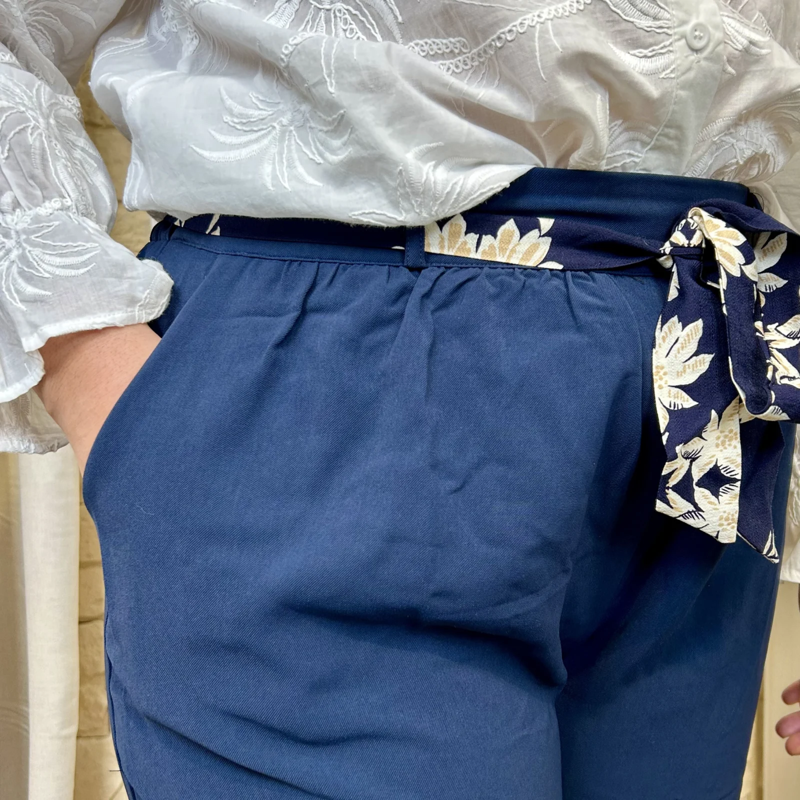 J715 - Pantalon fluide uni (T40-T48) - marine - 48