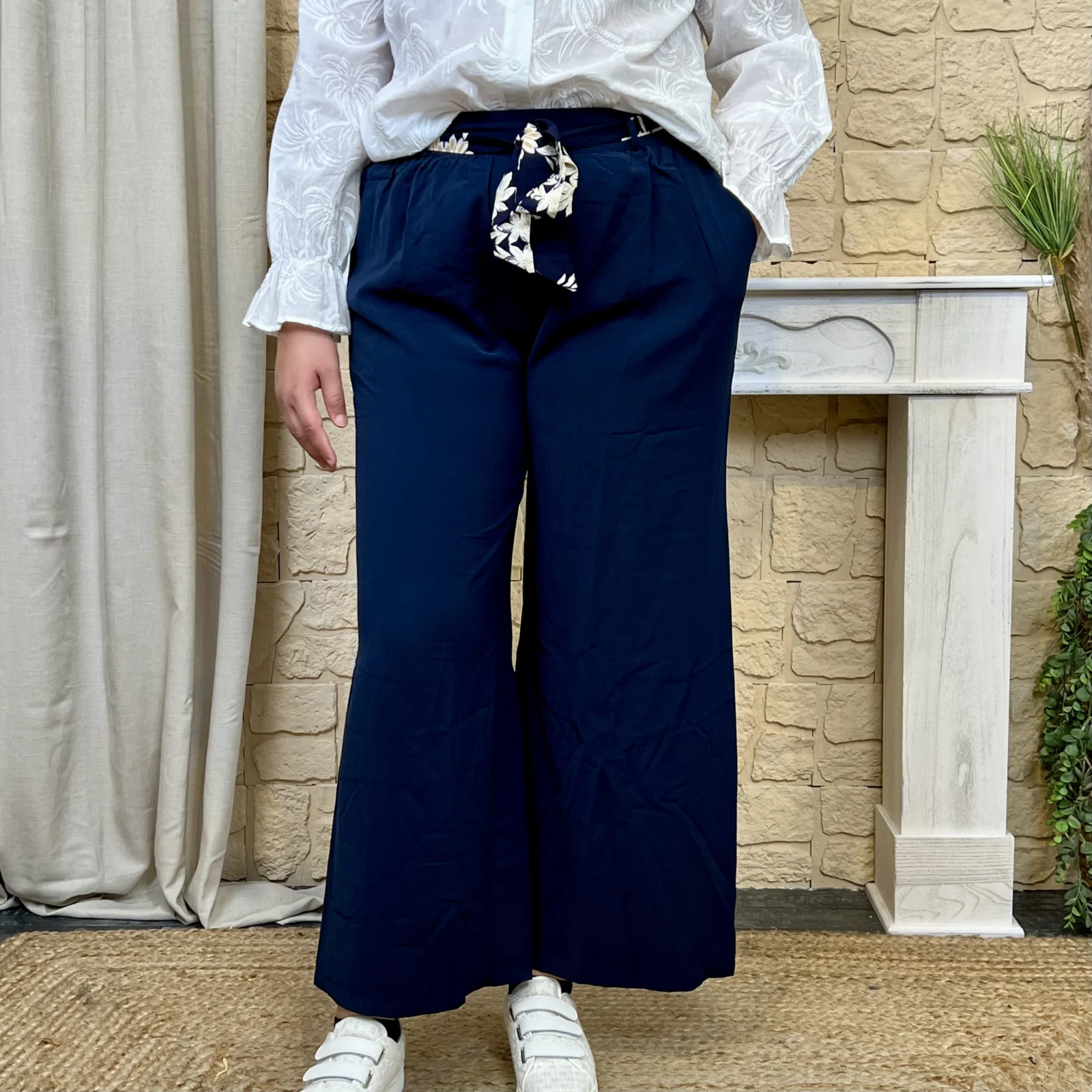 J715 - Pantalon fluide uni (T40-T48) - marine - 48