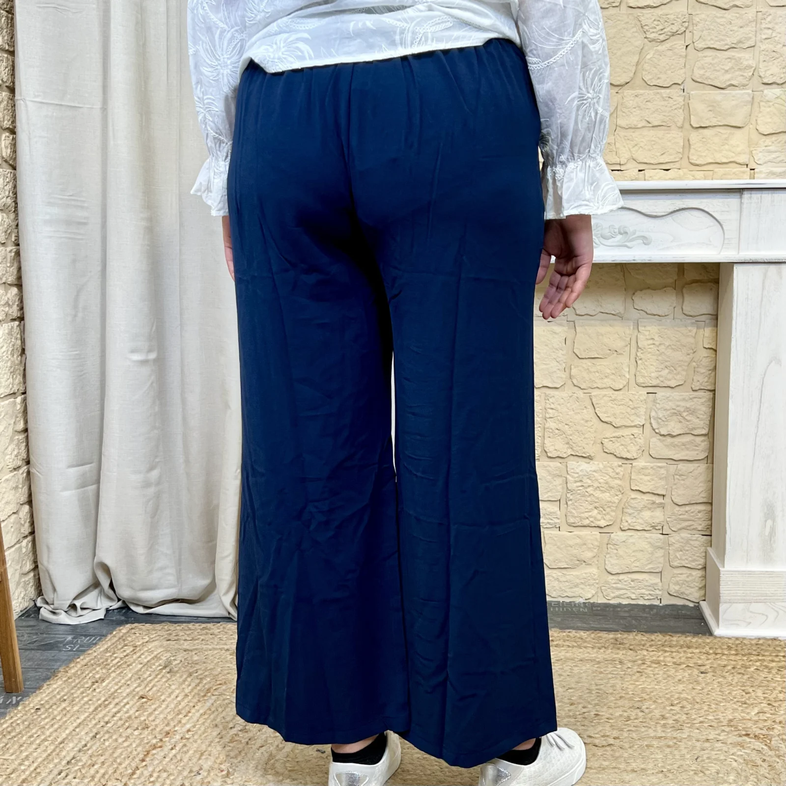 J715 - Pantalon fluide uni (T40-T48) - marine - 48