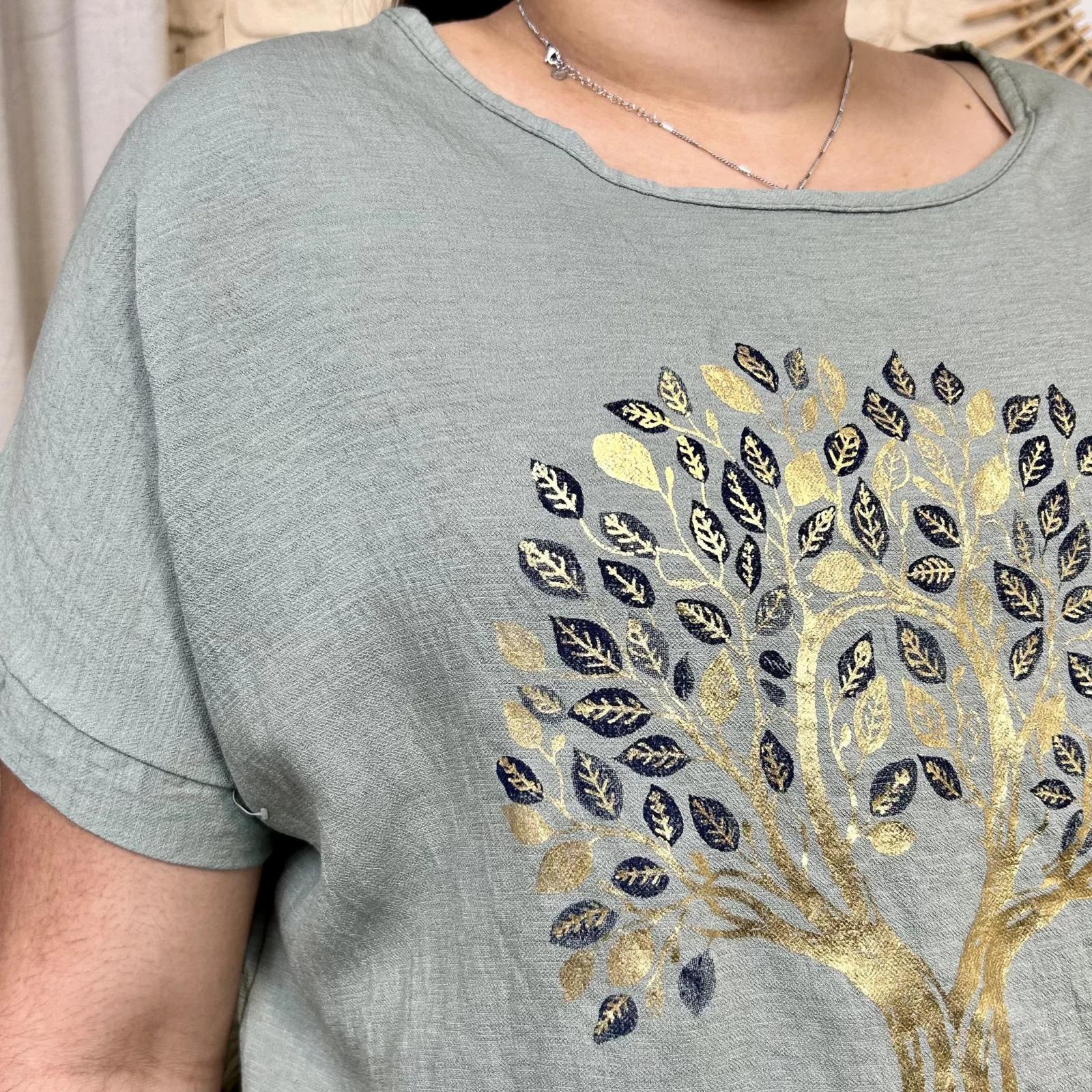I692 - T-shirt arbre (TU) - kaki - taille-unique