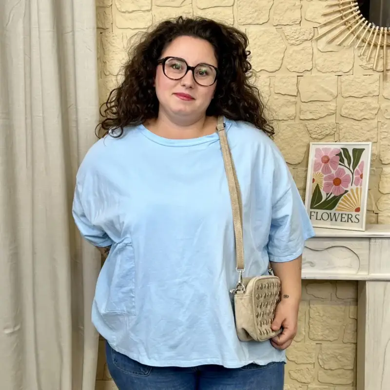 J698 - T-shirt délavé avec poche (GT) - bleu-ciel - taille-unique-grande-taille
