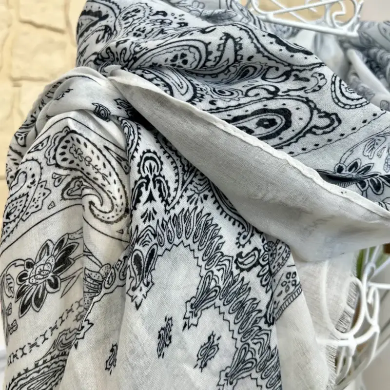 Y461 - Foulard bandana - blanc - sans-taille