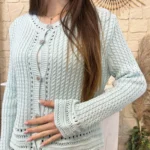 Gilet en maille tressée – Sélection « Jolies ... » - vert-deau - taille-unique
