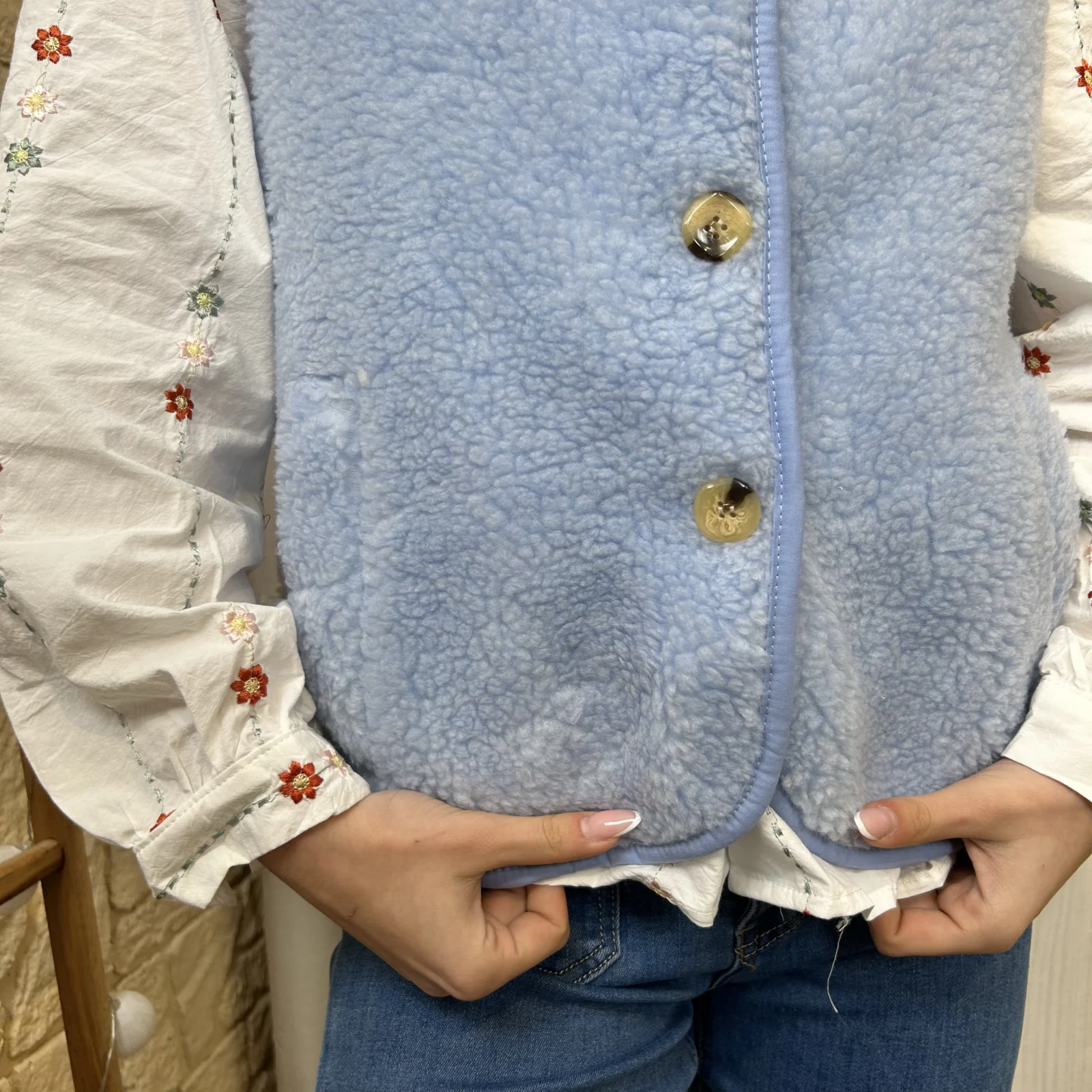 I672 - Gilet sans manches (TU) - bleu-ciel - taille-unique