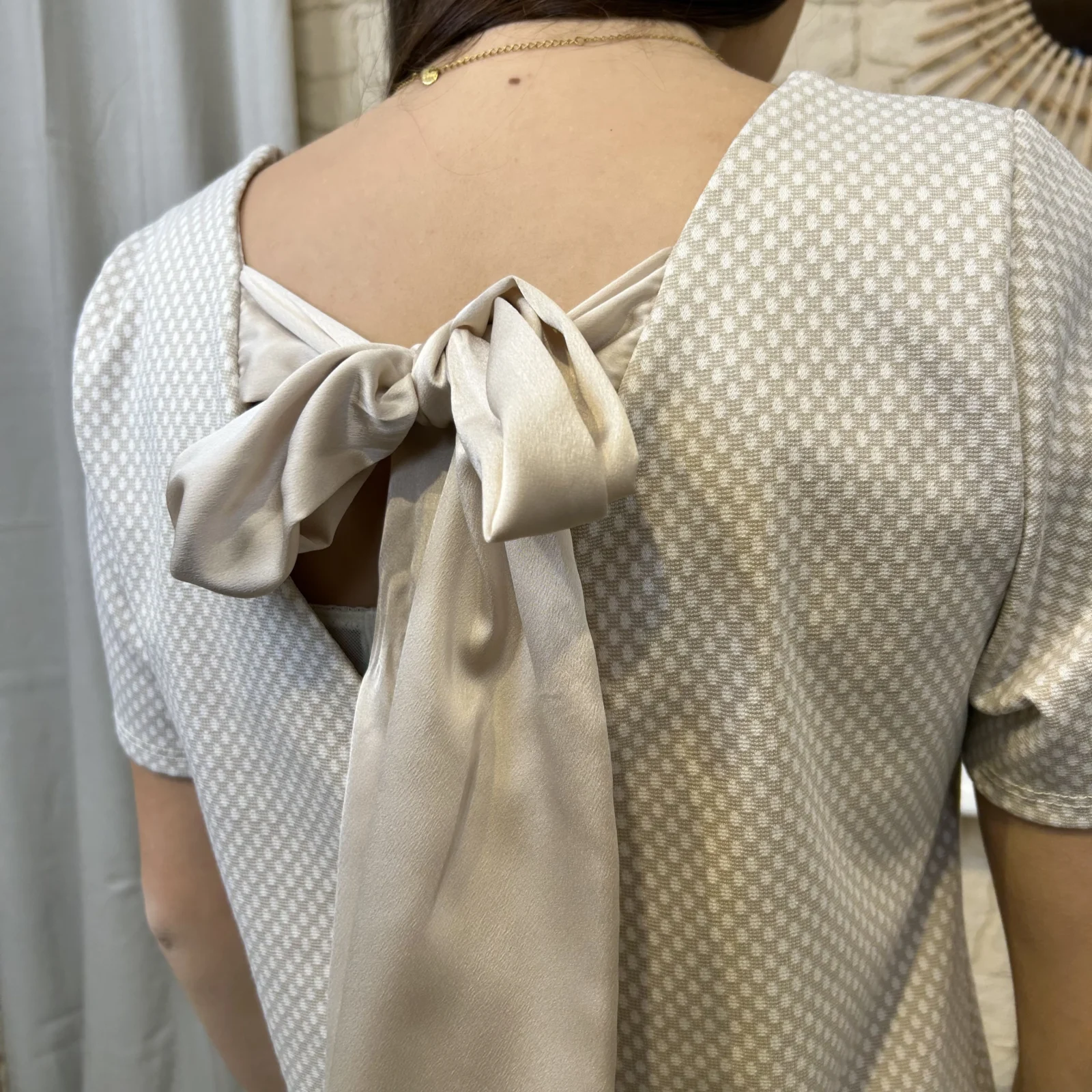 I670 - Robe nœud (TU)