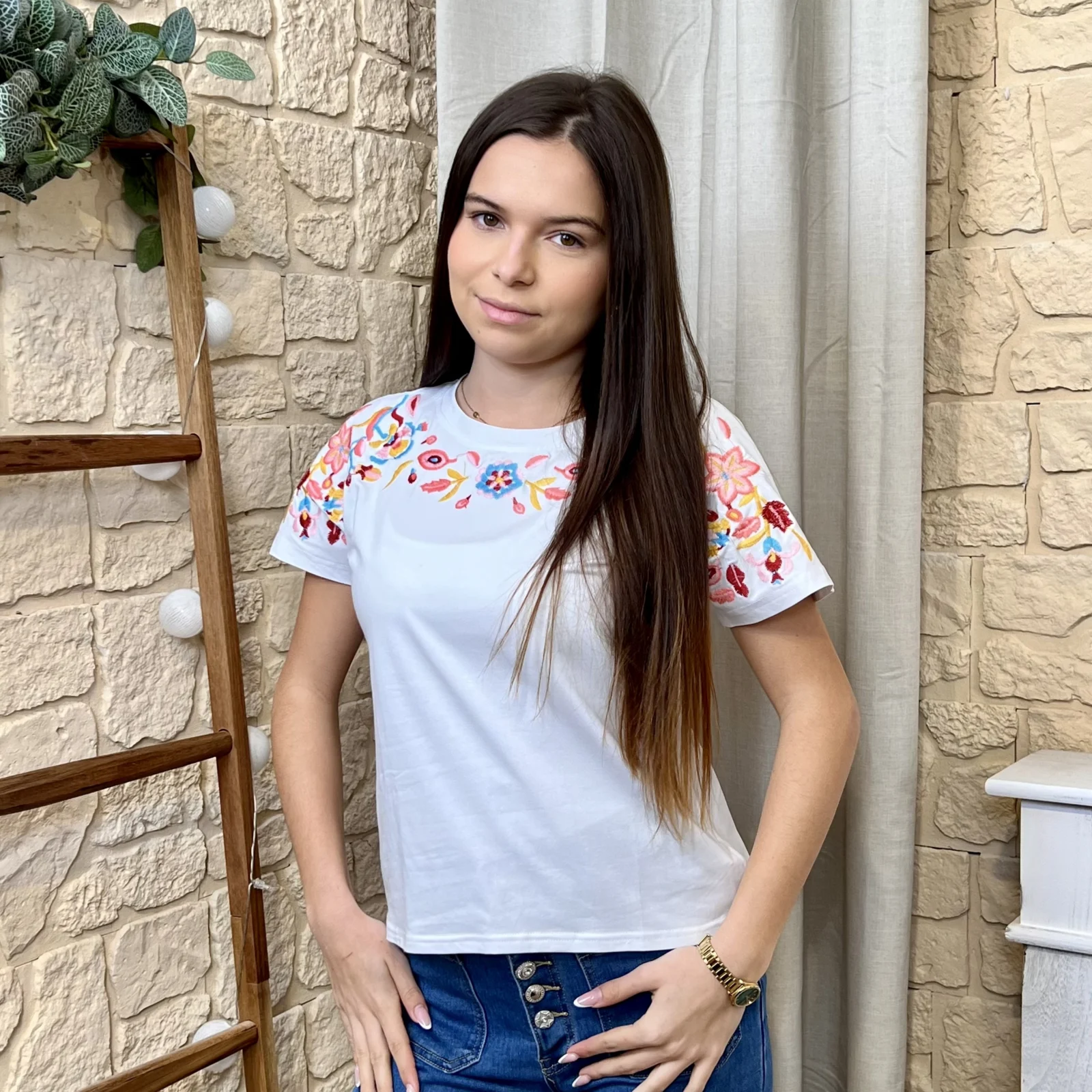 I638 - T-shirt brodé fleurs (T36-T40) - blanc - 40