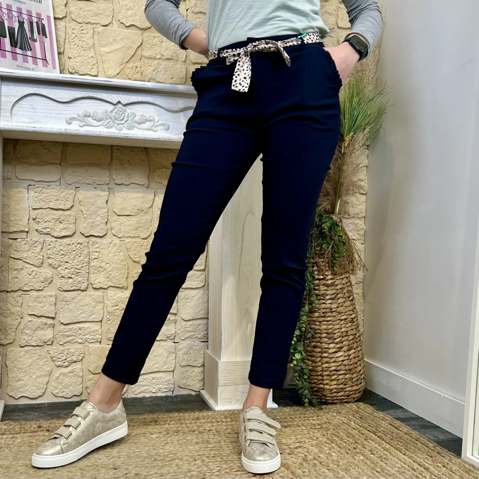 L715 - Pantalon chino (T36-T44) - marine - 44