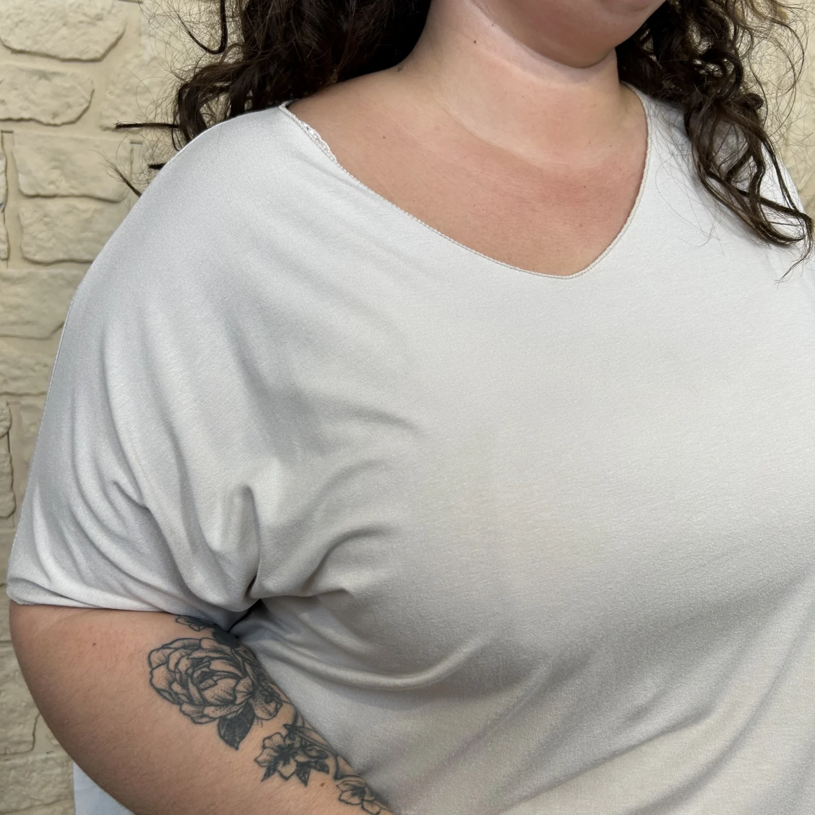 J704 - T-Shirt uni (GT) - beige - taille-unique-grande-taille