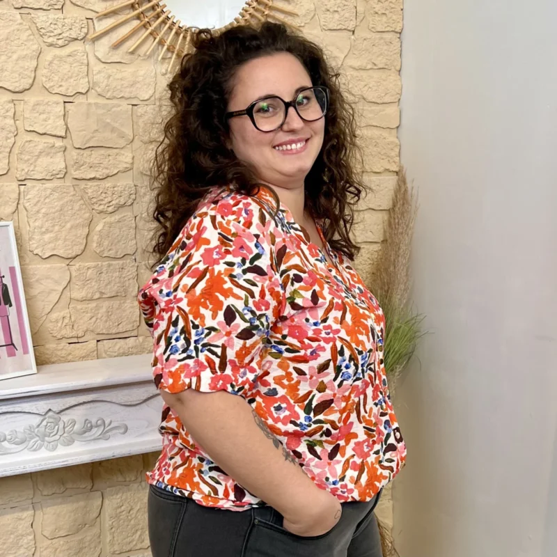 J673 - Blouse fleurie (T40-T48) - corail - 48