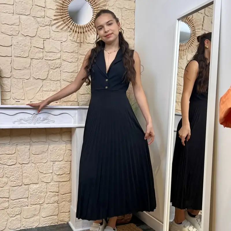 I607 - Robe plissée (T36-T42) - noir - 44
