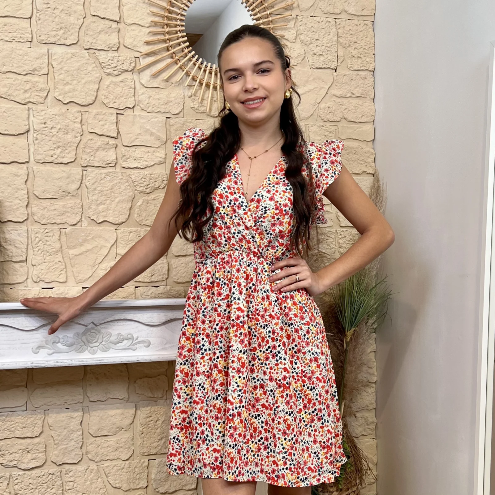 I592 - Robe courte fleurie - beige - 38