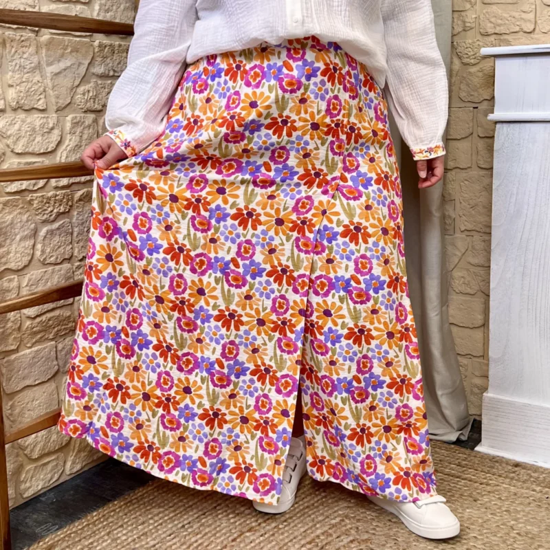 J612 - Jupe longue fleurie - orange-multicolore - 48