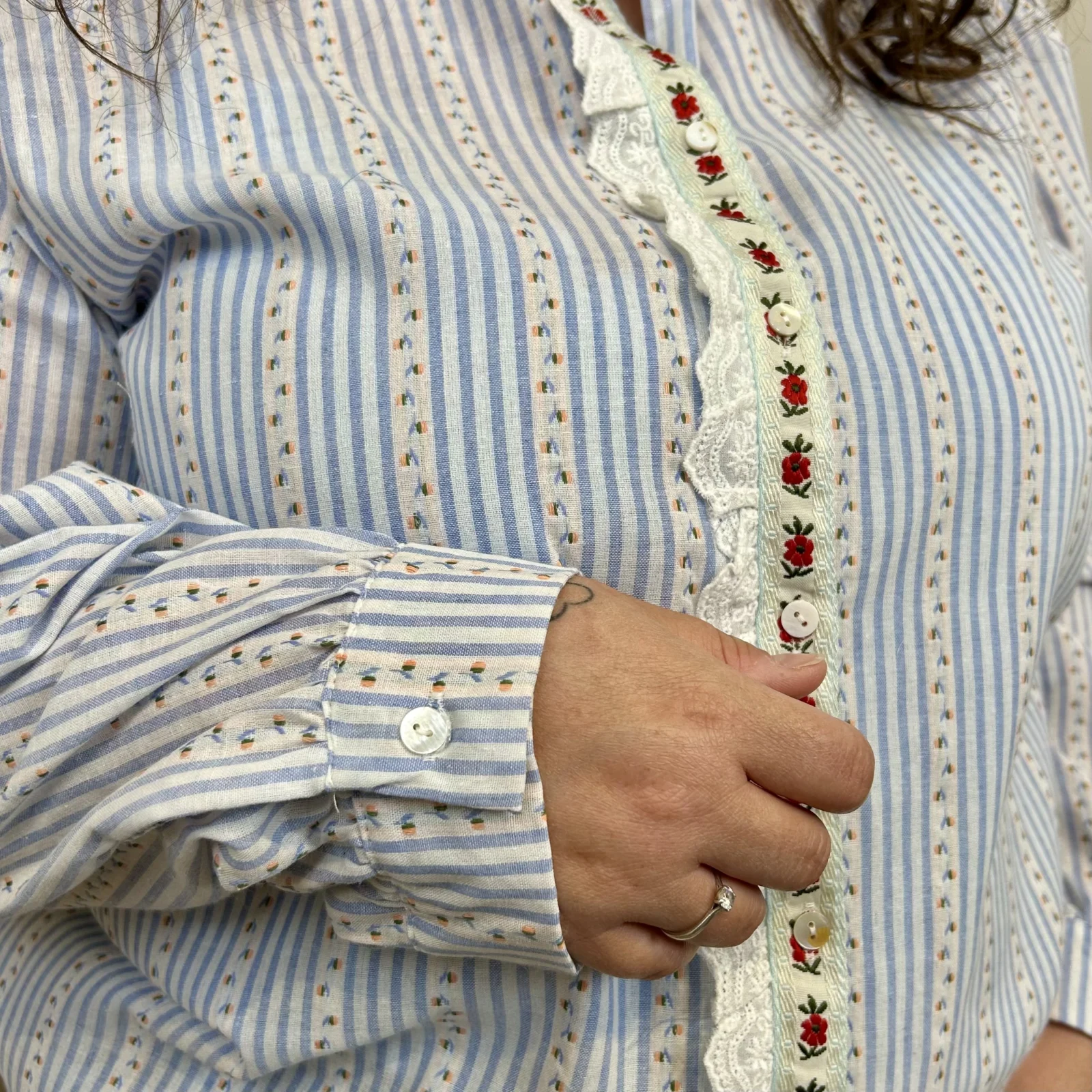 J645 - Chemise rayée - bleu-ciel - 48