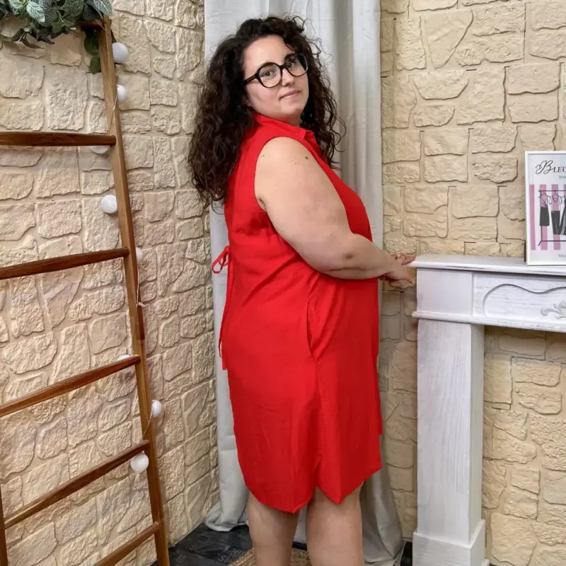 J593 - Robe unie - rouge - 52