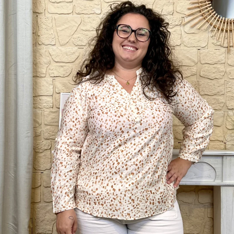Blouse fluide petits pois « Jolies Formes » - ecru - 52