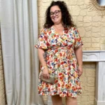Robe courte fleurie (T40-T48) - beige - 48