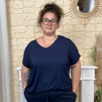 T-shirt femme fluide col V « Jolies Formes » - marine - taille-unique-grande-taille