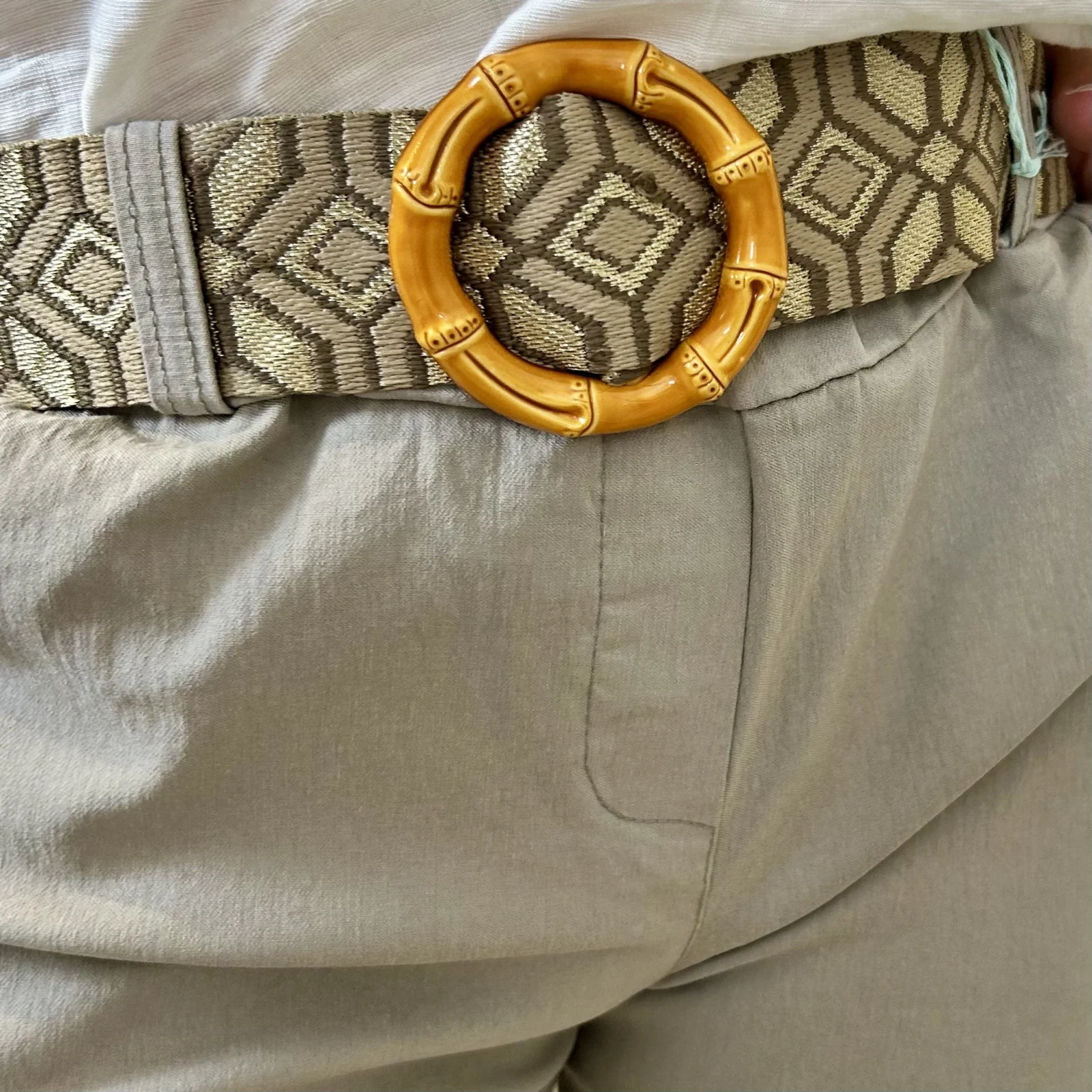 Bermuda avec ceinture tissée (TU) - taupe - taille-unique