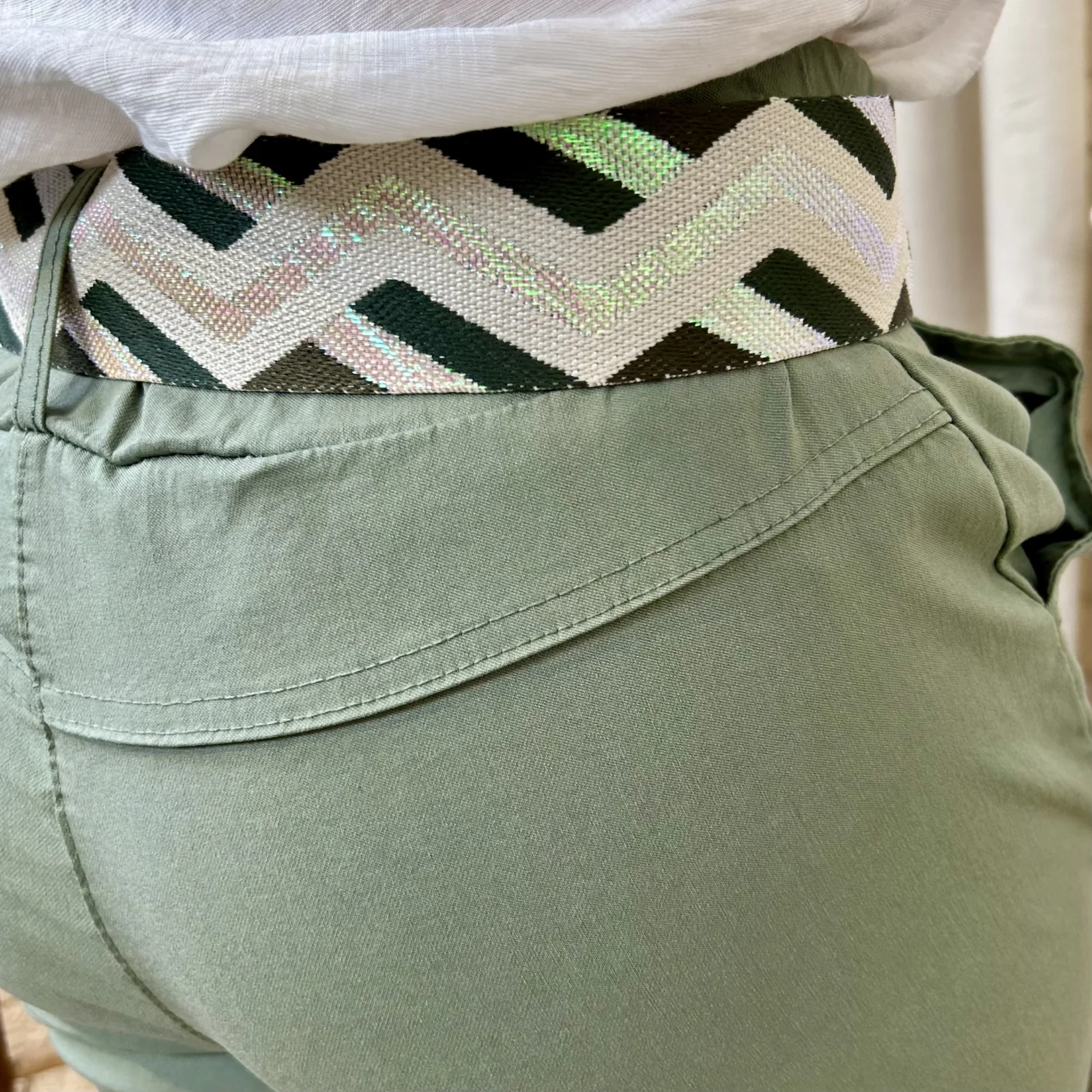 Bermuda avec ceinture tissée (TU) - kaki - taille-unique