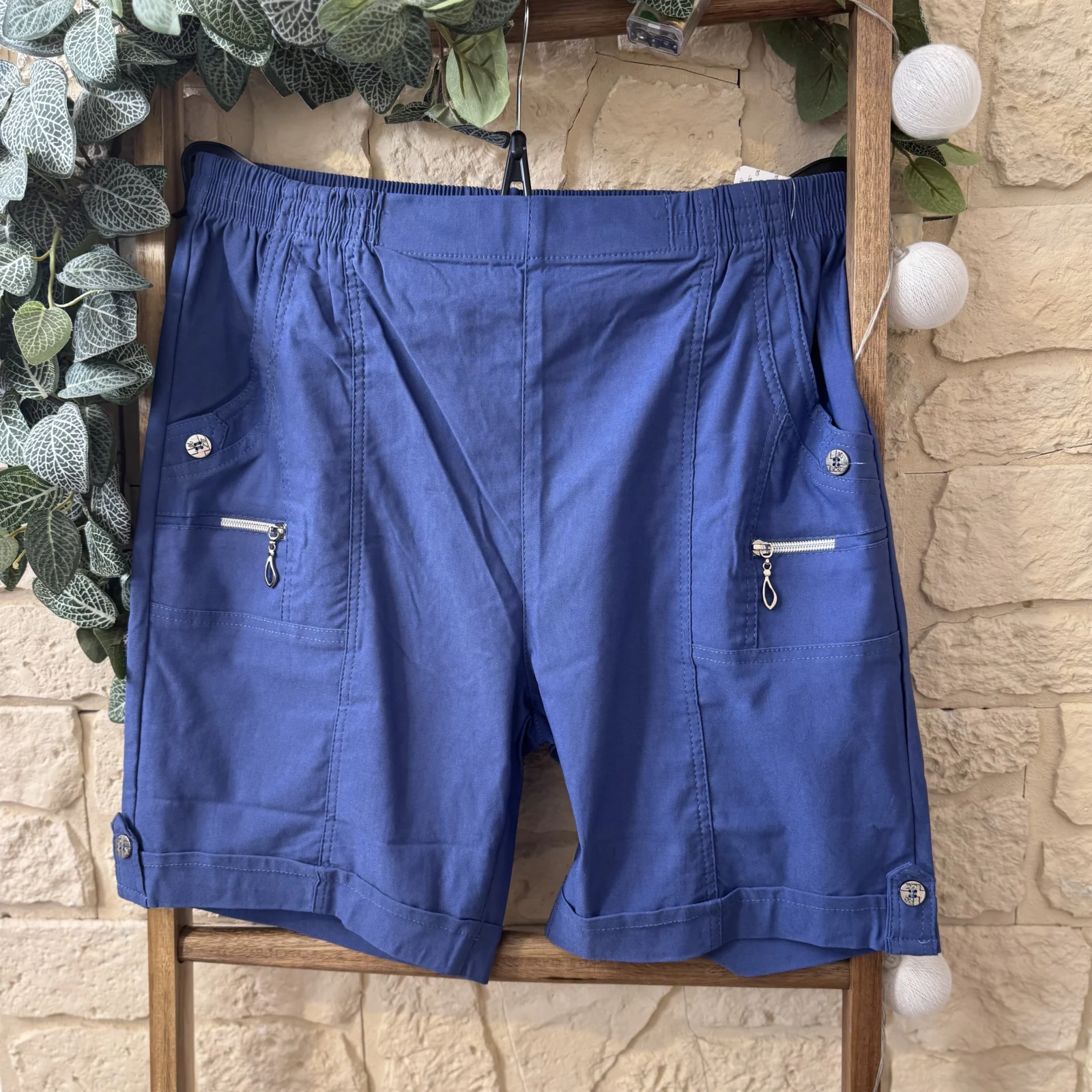 Short confort femme à poches zippées - bleu-indigo - 48