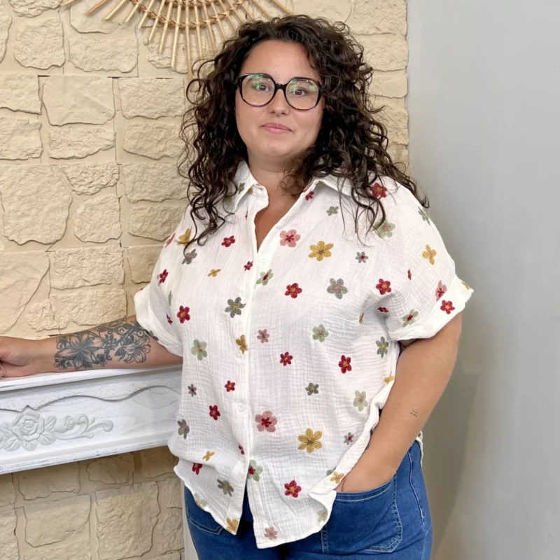 Chemise brodée fleurie - blanc-fleurs - 48