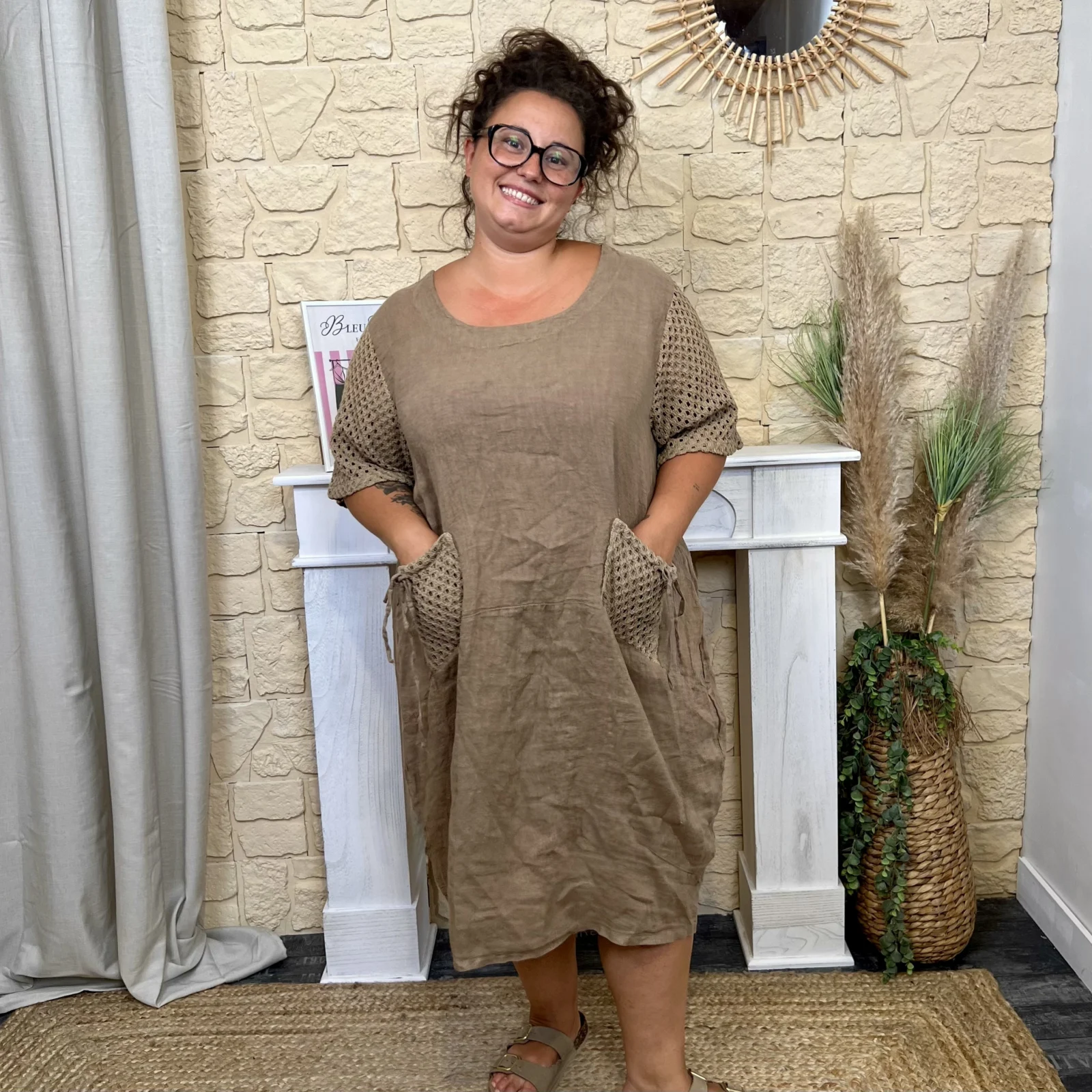 Robe avec manches ajourées (GT) - camel - taille-unique-grande-taille