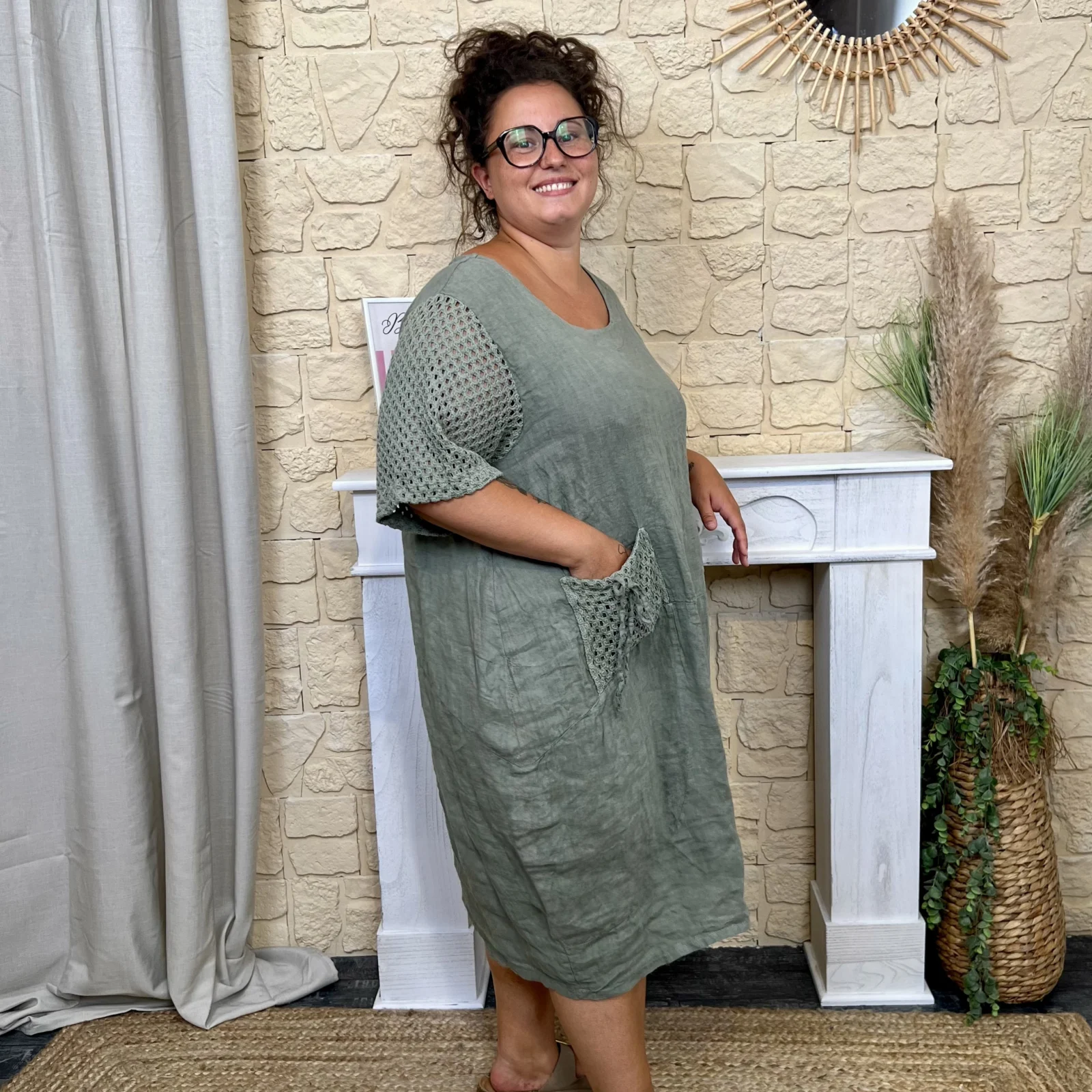 Robe avec manches ajourées (GT) - marron-beige - taille-unique-grande-taille