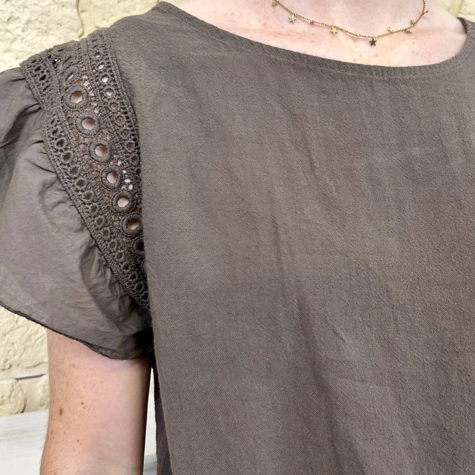 Blouse avec manches volantées (TU) - marron - taille-unique
