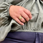 Blouse femme unie taille élastiquée « Jolies Formes » - kaki - taille-unique-grande-taille