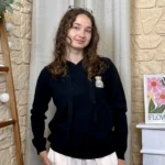 Pull à capuche ourson brodé (TU) - noir - taille-unique