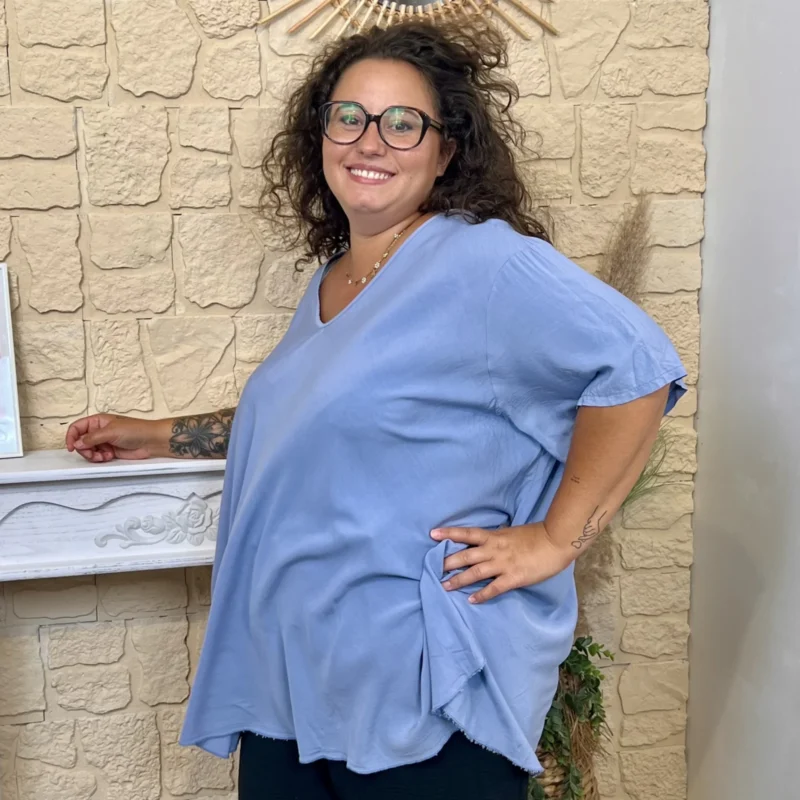 Blouse femme fluide unie « Jolies Formes » - bleu-ciel - taille-unique-grande-taille
