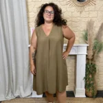 Robe femme sans manches col V à clous "Jolies Formes" - taupe - taille-unique-grande-taille