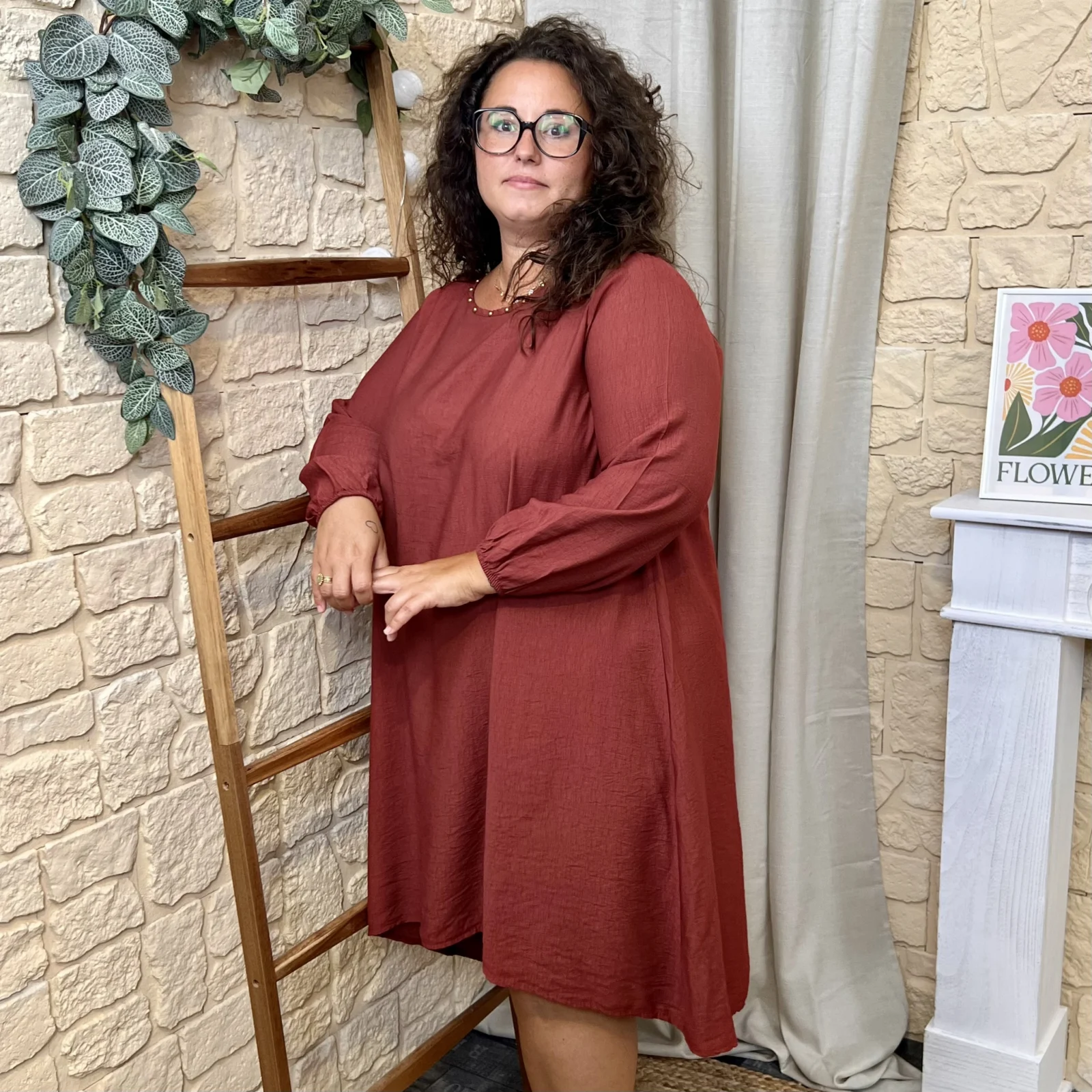 Robe longue fluide à clous « Jolies Formes » - bordeaux - 58