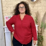 Blouse femme unie col V boutonné CHRISTY T44-T52 - rouge - 52