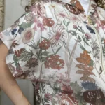 Chemise-bomber femme imprimée à capuche « Tendance » - beige - taille-unique