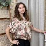 Chemise-bomber femme imprimée à capuche « Tendance » - beige - taille-unique